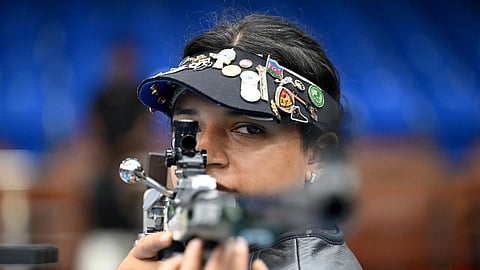 துப்பாக்கி சுடுதலில் வெண்கலம் வென்றார் சிஃப்ட் கவுர் சர்மா!