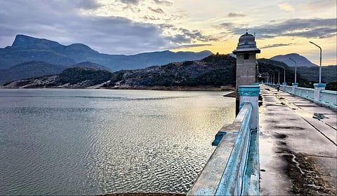 அமராவதி அணையின் நீர்மட்டம் உயர்வு: கரையோர கிராம மக்களுக்கு வெள்ள அபாய எச்சரிக்கை 