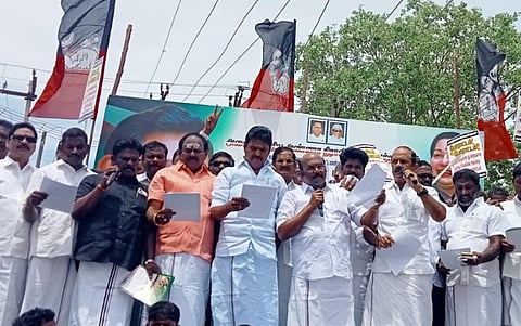 “பூவை ஜெகன்மூர்த்தியை கைது செய்ய துடிக்கிறது திமுக அரசு” - ஜெயக்குமார்
