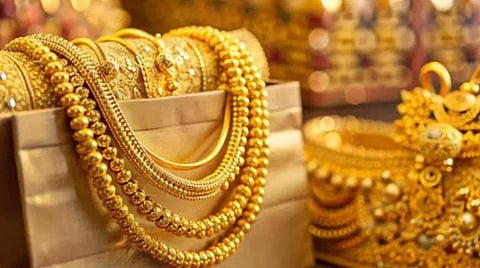தங்கம் விலை பவுனுக்கு ரூ.440 சரிவு: ஒரு பவுன் ரூ.73,680-க்கு விற்பனை