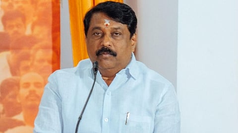 காங்கிரஸ் எம்.பி. வெற்றியை எதிர்த்து வழக்கு: நயினார் நாகேந்திரனிடம் குறுக்கு விசாரணை