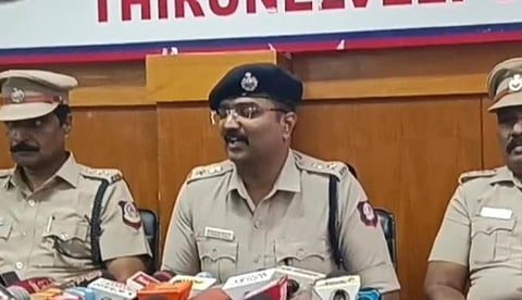 நெல்லையப்பர் கோயில் தேரோட்டம்: சாதிய ரீதியிலான பனியன்களை அணிந்து வர தடை!