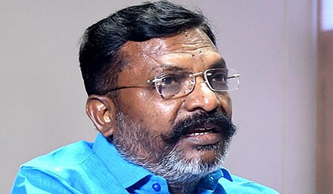 ஜெ.வின் தம்பியாக பணியாற்றியவன் நான்; அதிமுகவை தோழமை கட்சியாக கருதியே விமர்சிக்கிறேன் - திருமாவளவன் கருத்து