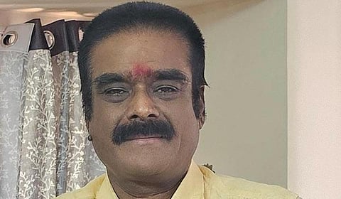 தேவநாதன் யாதவின் சொத்து விவரத்தை தாக்கல் செய்ய நீதிபதி உத்தரவு