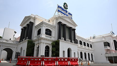 தமிழகம் முழுவதும் 33 போலீஸ் அதிகாரிகள் மாற்றம்