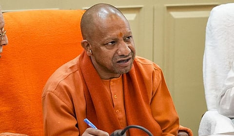 சமூக விரோதிகள் காவி உடையில் ஊடுருவி கன்வர் யாத்​ரீகர்களின் புகழை கெடுக்க முயற்சி: உ.பி. முதல்வர் குற்றச்சாட்டு