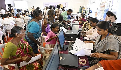 சென்​னை​யில் இன்று 6 வார்​டு​களில்  ‘உங்​களு​டன் ஸ்டா​லின்’ திட்ட முகாம்
