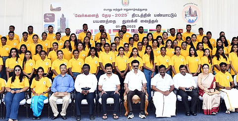 ‘வேர்களைத் தேடி’ திட்டத்தின்கீழ் தமிழகத்தில் 99 அயலகத் தமிழ் இளைஞர்கள் பண்பாட்டு பயணம்: முதல்வர் தொடங்கி வைத்தார்