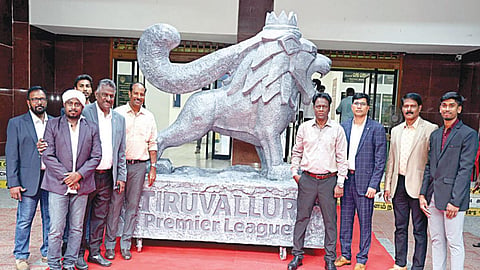 திருவள்ளூர் பிரீமியர் லீக் ஹாக்கி தொடருக்கான லோகோ அறிமுக நிகழ்ச்சி சென்னை எழும்பூரில் உள்ள மேயர் ராதாகிருஷ்ணன் மைதானத்தில் நடைபெற்றது.