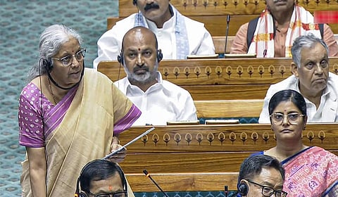 திருத்தப்பட்ட வருமான வரி மசோதா மக்களவையில் நிறைவேற்றம்