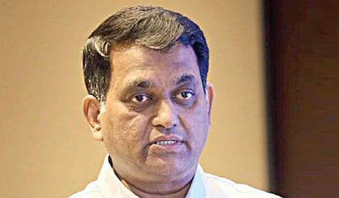தமிழக பள்​ளிக் ​கல்​வித் துறை செயலர் பி.சந்​திரமோகன்