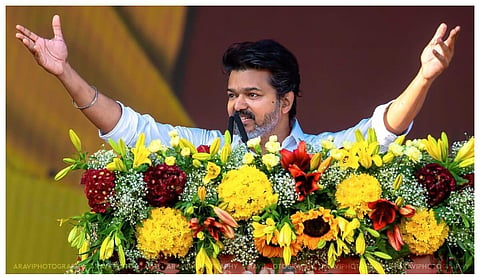 விஜய் அரசியல் நடிகராக இல்லாமல் மக்கள் நல அரசியல்வாதியாக மாற வேண்டும்: பாஜக