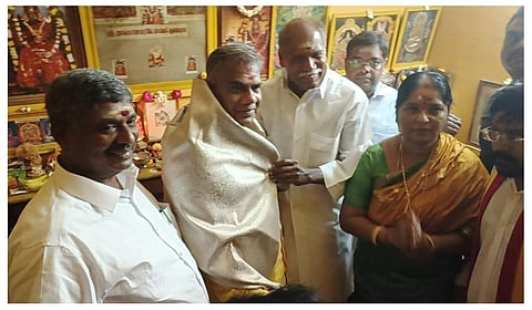 புதுச்சேரி முதல்வருடன் தவெக ஆனந்த் | கோப்புப் படம்
