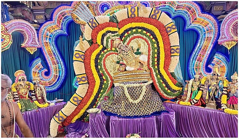 விநாயகர் சதுர்த்தி: புதுச்சேரி மணக்குள விநாயகர் கோயிலில் அதிகாலை முதல் பக்தர்கள் தரிசனம்