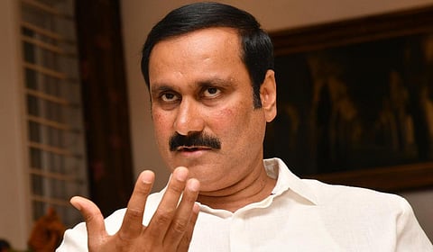 அறவழியில் போராடிய அரசு மருத்துவர் சங்க தலைவரை பழிவாங்க கூடாது: அன்புமணி வலியுறுத்தல் 