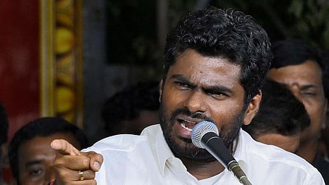 “திமுக விளம்பர நாடகத்துக்கு அரசுப் பள்ளிகளும் பலிகடா...” - அண்ணாமலை சாடல்