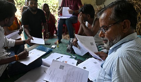 வாக்காளர் பட்டியல் சிறப்பு தீவிர திருத்தம்: விசாரணை அக்.7-ம் தேதிக்கு ஒத்திவைப்பு