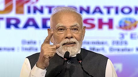 இந்தியப் பொருளாதாரம் இன்னும் வலுவடையும் போது, வரிச்சுமைகள் மேலும் குறையும்: பிரதமர் மோடி