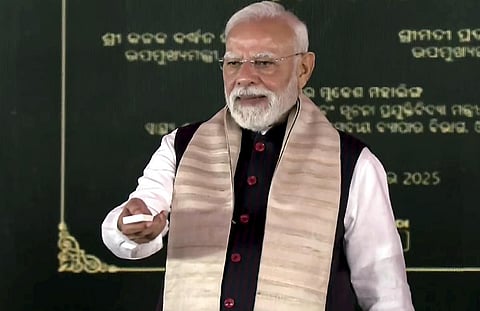 நாடு முழுவதும் பிஎஸ்என்எல் 4ஜி சேவை: பிரதமர் மோடி தொடங்கி வைத்தார்