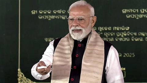 நாடு முழுவதும் 97,500 செல்போன் டவர்களுடன் பிஎஸ்என்எல் 4ஜி சேவையை தொடங்கினார் பிரதமர் மோடி