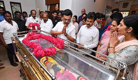 தேமுதிக பொதுச்​ செயலாளர் பிரேமலதா விஜயகாந்த் தாயார் காலமானார்: முதல்வர், தலைவர்கள் அஞ்சலி