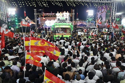 தன்னெழுச்சியாக சேரும் தவெக - அதிமுக தொண்டர்கள்! - கனவு சிதைவதால் கலங்கும் தினகரன்