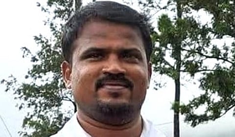 போடி காட்டாற்று வெள்ளத்தில் சிக்கி உயிரிழந்த கிராம நிர்வாக அலுவலர் மதுரை வீரன்