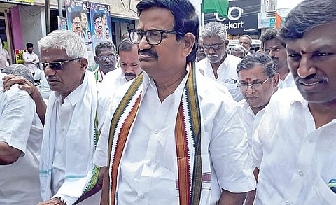 ‘அவர் அரசியல்வாதி போல் பேசி இருக்கிறார்!’ - நீதிபதியை அதிரடியாய் விமர்சித்த அழகிரி