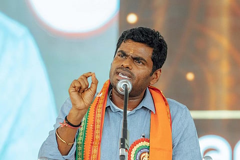 ‘அரசுப் பள்ளிக்கு விடுமுறை அளித்துவிட்டு முகாம் நடத்துவதா?’ - திமுக அரசுக்கு அண்ணாமலை கண்டனம்