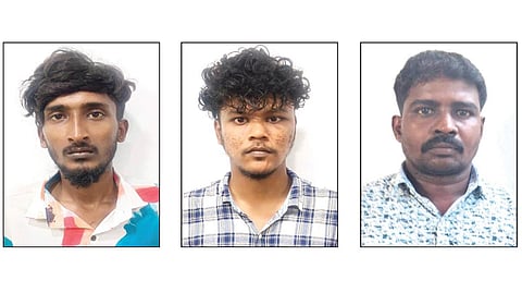 அபிஷேக், நரேன், பிர​காஷ்