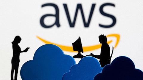 உலக அளவில் முடங்கிய அமேசானின் AWS வெப் சேவை: இயல்புக்கு திரும்பியதாக தகவல்
