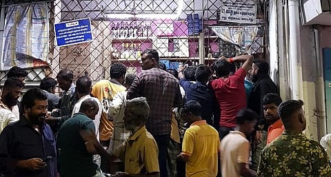3 நாட்களில் ரூ.789.85 கோடிக்கு மது விற்பனை: சாராயம் விற்பதில் திராவிட மாடல் சாதனை - அன்புமணி