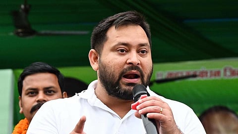 பிஹாரில் பெண்களுக்கு தலா ரூ.30,000: ஆர்ஜேடி முதல்வர் வேட்பாளர் தேஜஸ்வி யாதவ் வாக்குறுதி