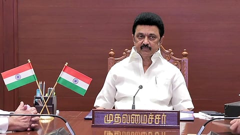 பொதுத் துறை அறிவிப்புகளை விரைவில் மக்கள் பயன்பாட்டுக்கு கொண்டுவர வேண்டும்: அலுவலர்களுக்கு ஸ்டாலின் அறிவுறுத்தல்