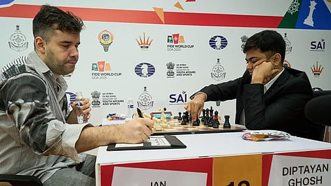 நெபோம்னியாச்சியை வீழ்த்தினார் திப்தாயன்