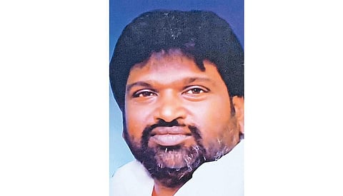 ரவுடி நாகேந்திரன் உயிரோடுதான் இருக்கிறார்; பிளாஸ்டிக் சர்ஜரி செய்து போலீஸார் தப்பிக்க வைத்துவிட்டனர்: பகுஜன் சமாஜ் தலைவர் ஆனந்தன் தகவல் 
