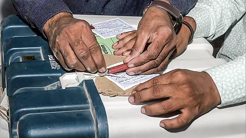 பிஹாரில் இன்று வாக்கு எண்ணிக்கை