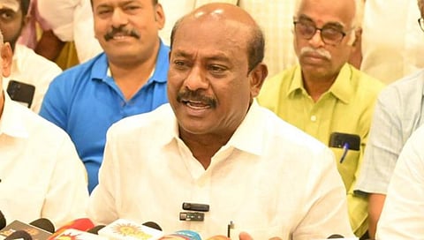 அரசால் தடை செய்யப்பட்ட பொருட்களை விற்பனை செய்யக் கூடாது: விக்கிரம ராஜா
