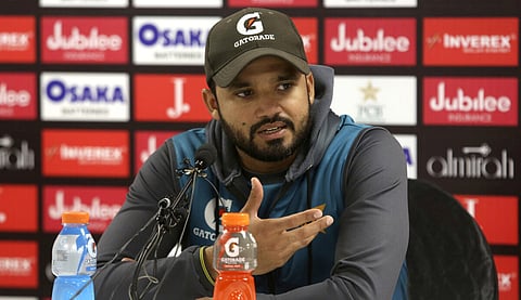 பாக். தேர்வுக்குழுவில் இருந்து அசார் அலி ராஜிநாமா
