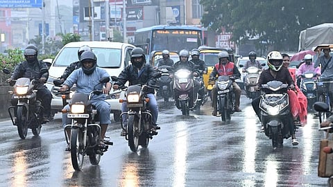 டெல்டா, தென் மாவட்டங்களில் இன்றும், நாளையும் கனமழை: வானிலை ஆய்வாளர் செல்வகுமார் தகவல் 
