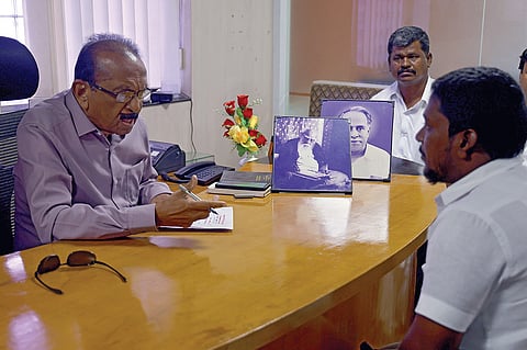 நேர்காணலின்போது... படம்: எல்.சீனிவாசன்