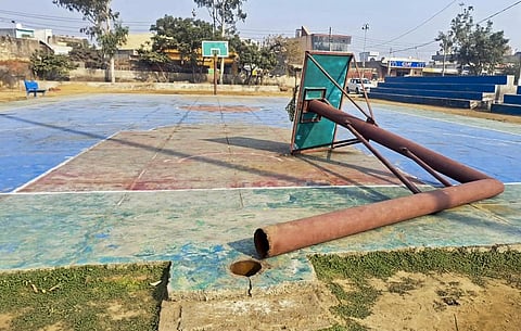 கூடைப்பந்து கம்பம் சரிந்து தேசிய அளவிலான வீரர் உயிரிழப்பு