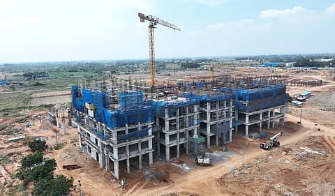 பிரம்மாண்டமாக உயர்ந்து வரும் மதுரை எய்ம்ஸ் மருத்துவமனை - கட்டுமான பணிகள் எப்படி?