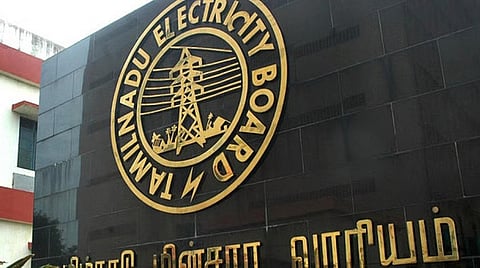 மின் விபத்தில் சிக்கி உயிரிழப்போர் குடும்பத்துக்கு ஒரே நாளில் இழப்பீடு: பொறியாளர்களுக்கு மின்வாரியம் அறிவுறுத்தல்
