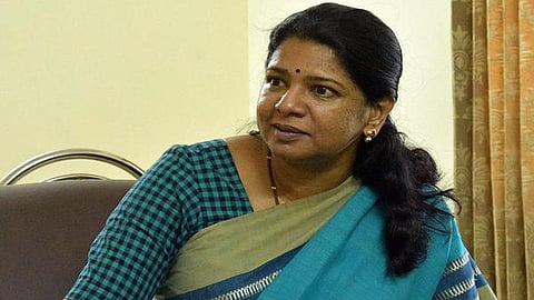 தேர்தல் அறிக்கை தயாரிக்க 12 பேர் குழு: கனிமொழி தலைமையில் அமைத்தது திமுக