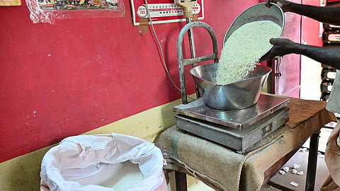 பொது விநியோக திட்டத்தில் 2.12 கோடி போலி பயனாளிகள் நீக்கம்