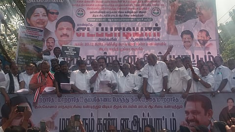 “உதயநிதியை இளம் பெரியார் எனக் கூறியிருப்பது கஷ்டகாலம்” - முன்னாள் அமைச்சர் காமராஜ்  