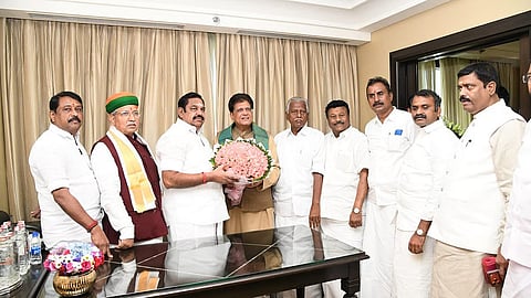 அதிமுக 170, பாஜக 23, பாமக 23, தேமுதிக 6, அமமுக 6, ஓபிஎஸ் 3, தமாகா 3 - பரவிய தகவலும் பின்னணியும்