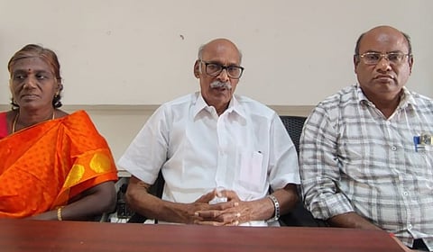 தமிழ்நாடு அரசு பணியாளர் சங்கத்தின் மாநில சிறப்பு தலைவர் கு.பாலசுப்ரமணியன்