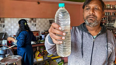 அடிப்படை உரிமைகளுக்கே மக்கள் போராட வேண்டுமா?